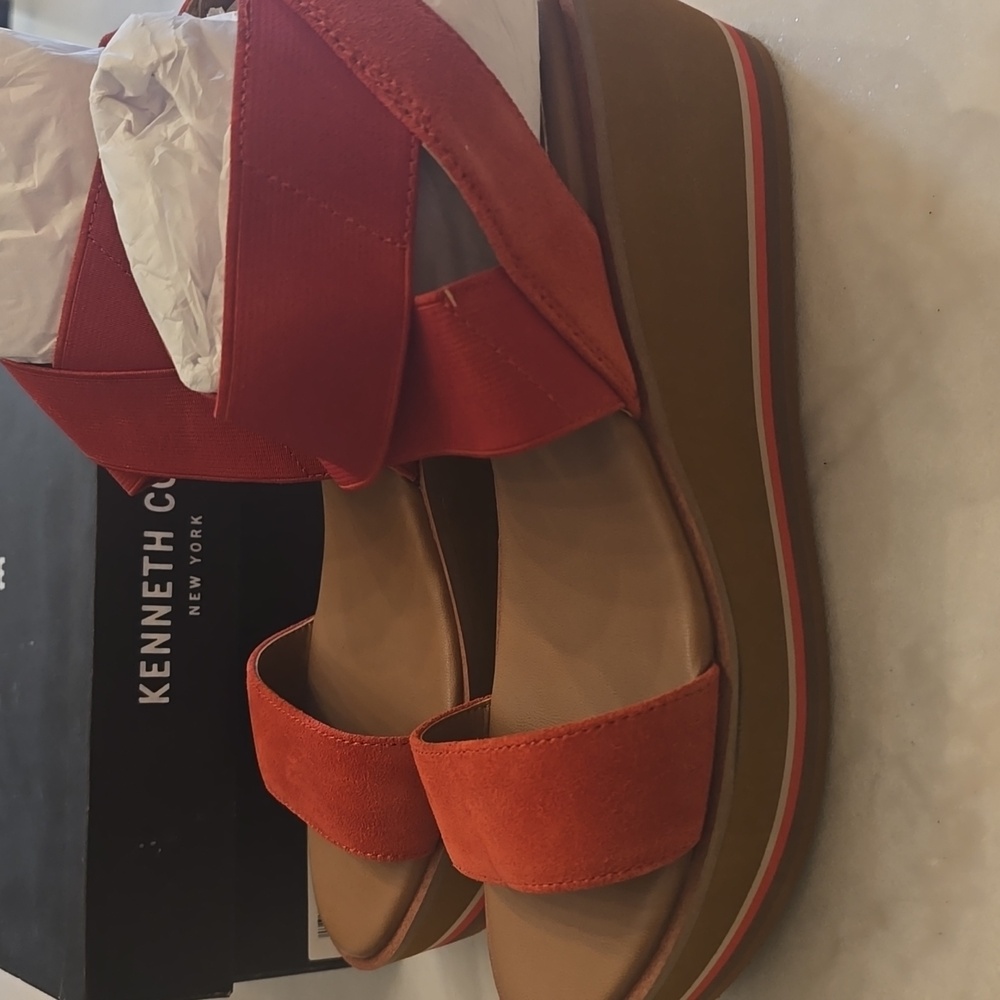 NIB Kennth Cole Harlow Eva Wedge Shoes In Size 7.5 - Picture 6 of 10
